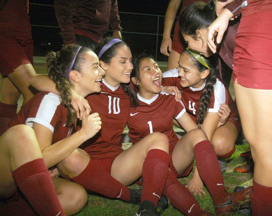 cvgirlssoccer6.jpg